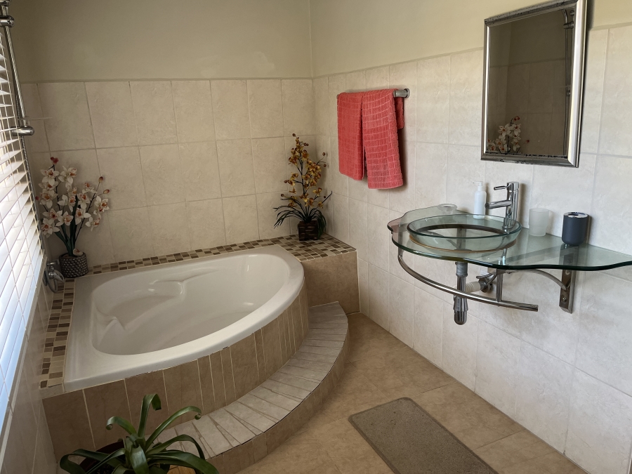 To Let 2 Bedroom Property for Rent in Bettys Bay Western Cape